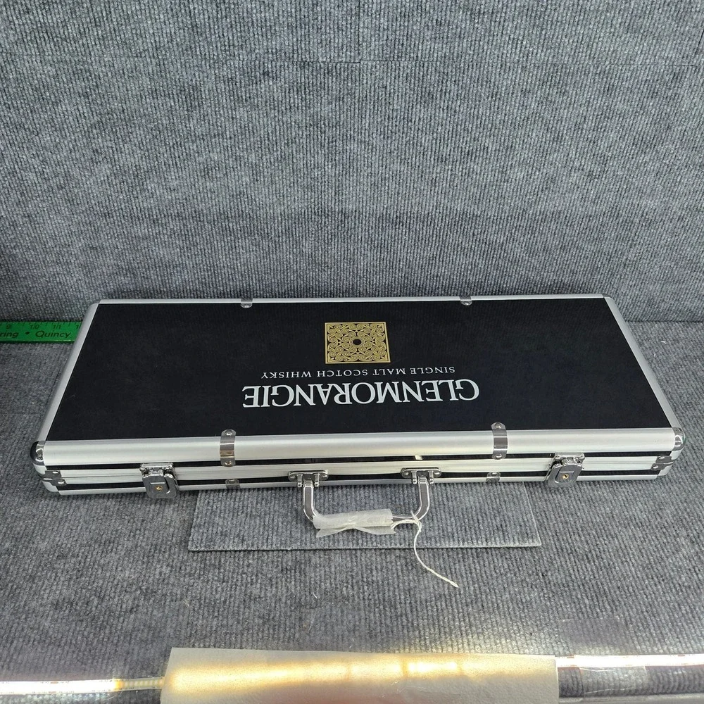 Glenmorangie Scotch Whisky Poker Set Complete With Keys